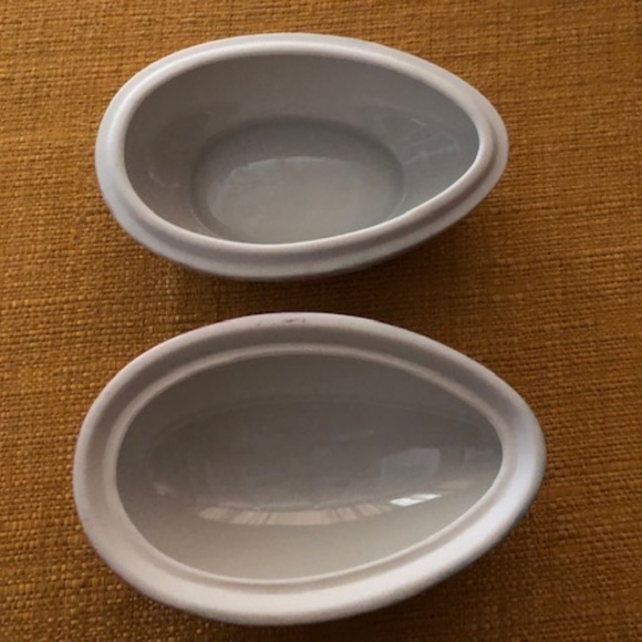 Old, Vintage, Antique Porcelain Covered Egg Jewelry / Keepsake Box - Picture 3 of 13